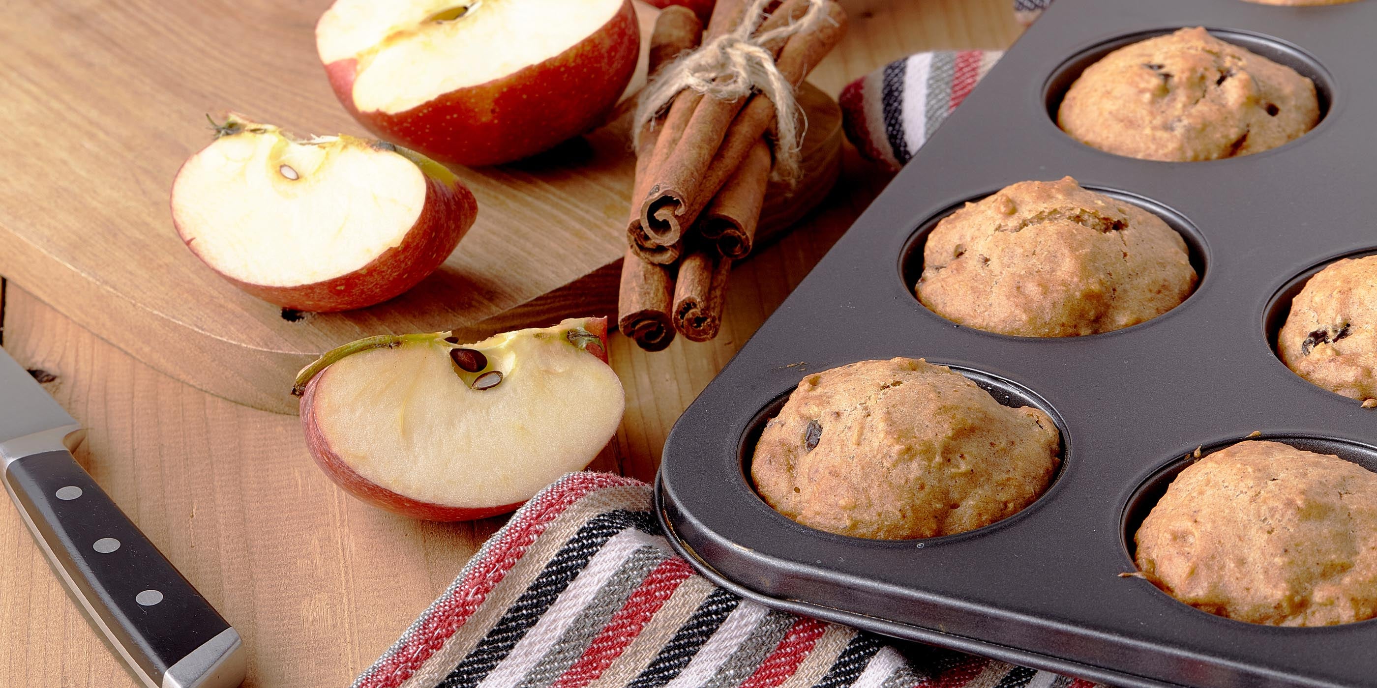 Apple Mini Muffins