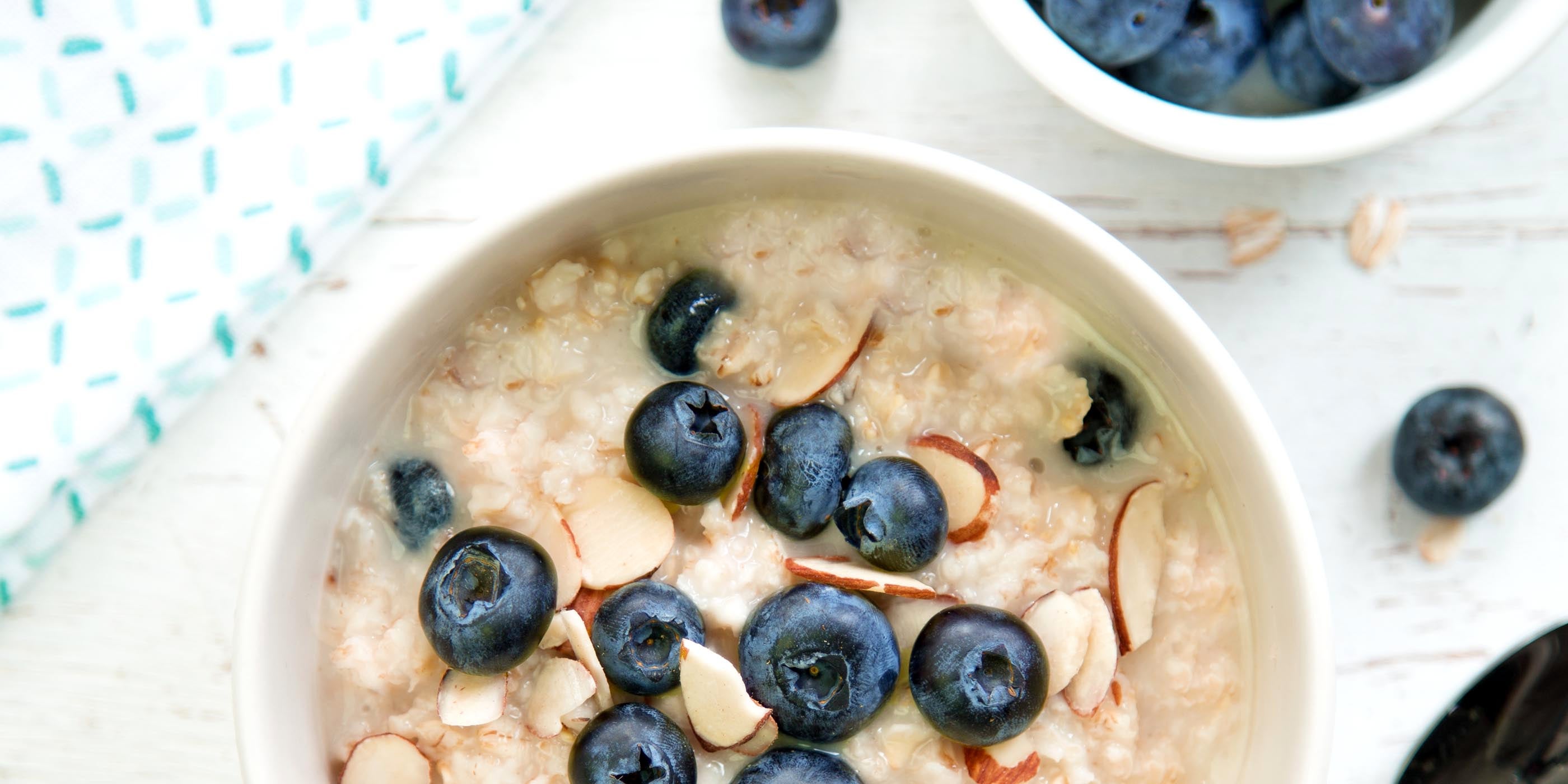 Berry Almond Oatmeal