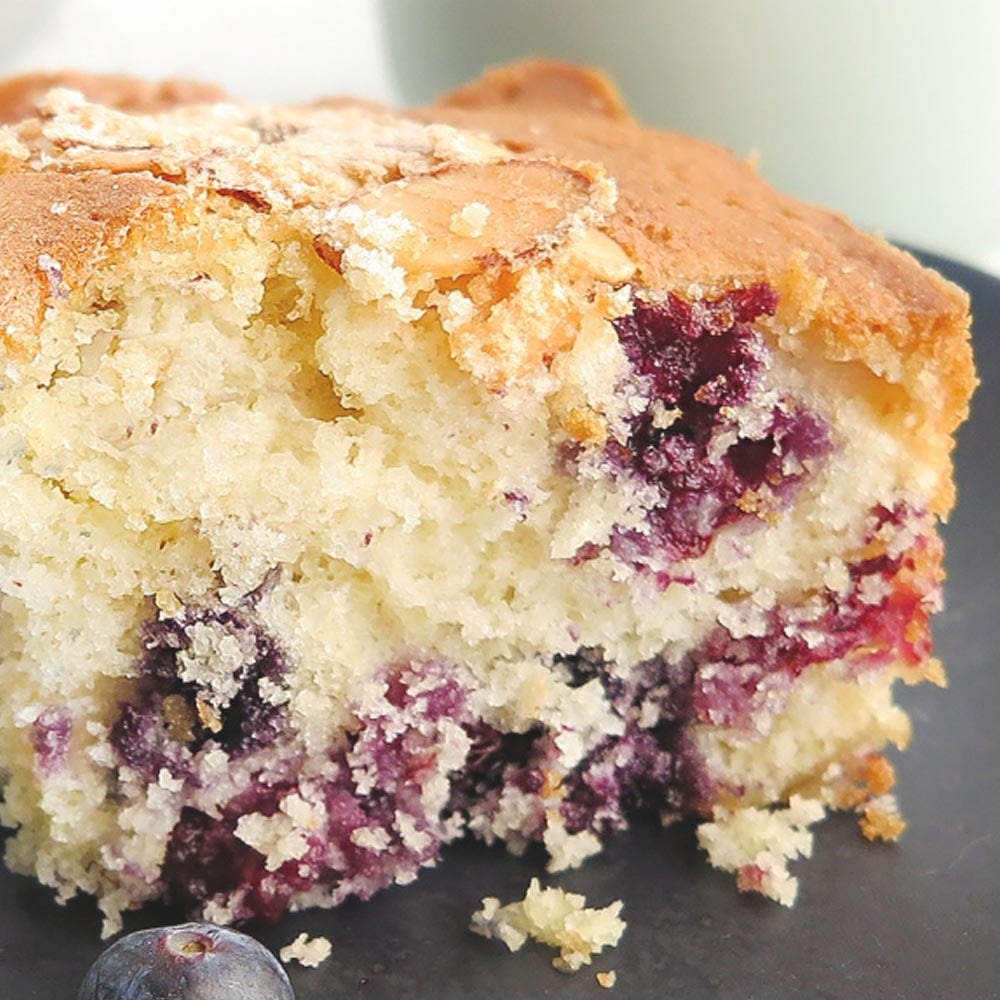 Gâteau au café aux amandes aux myrtilles