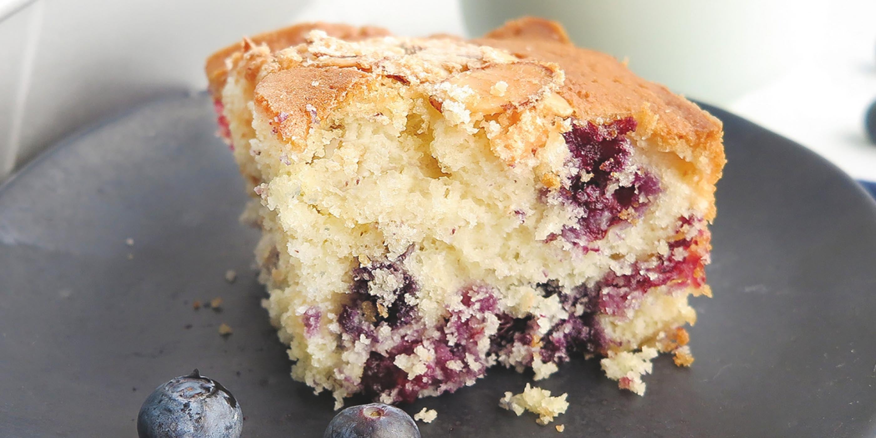 Gâteau au café aux amandes aux myrtilles