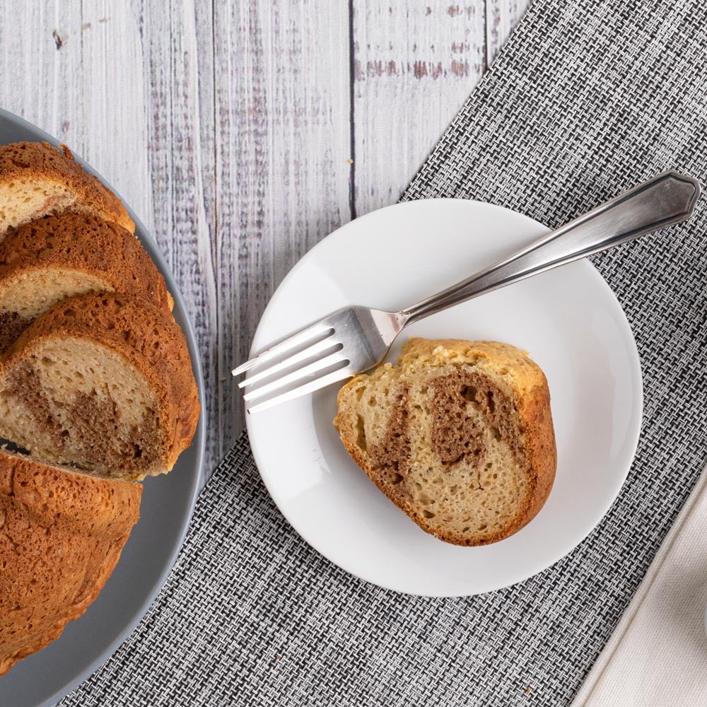 Gâteau avec tourbillon de can...