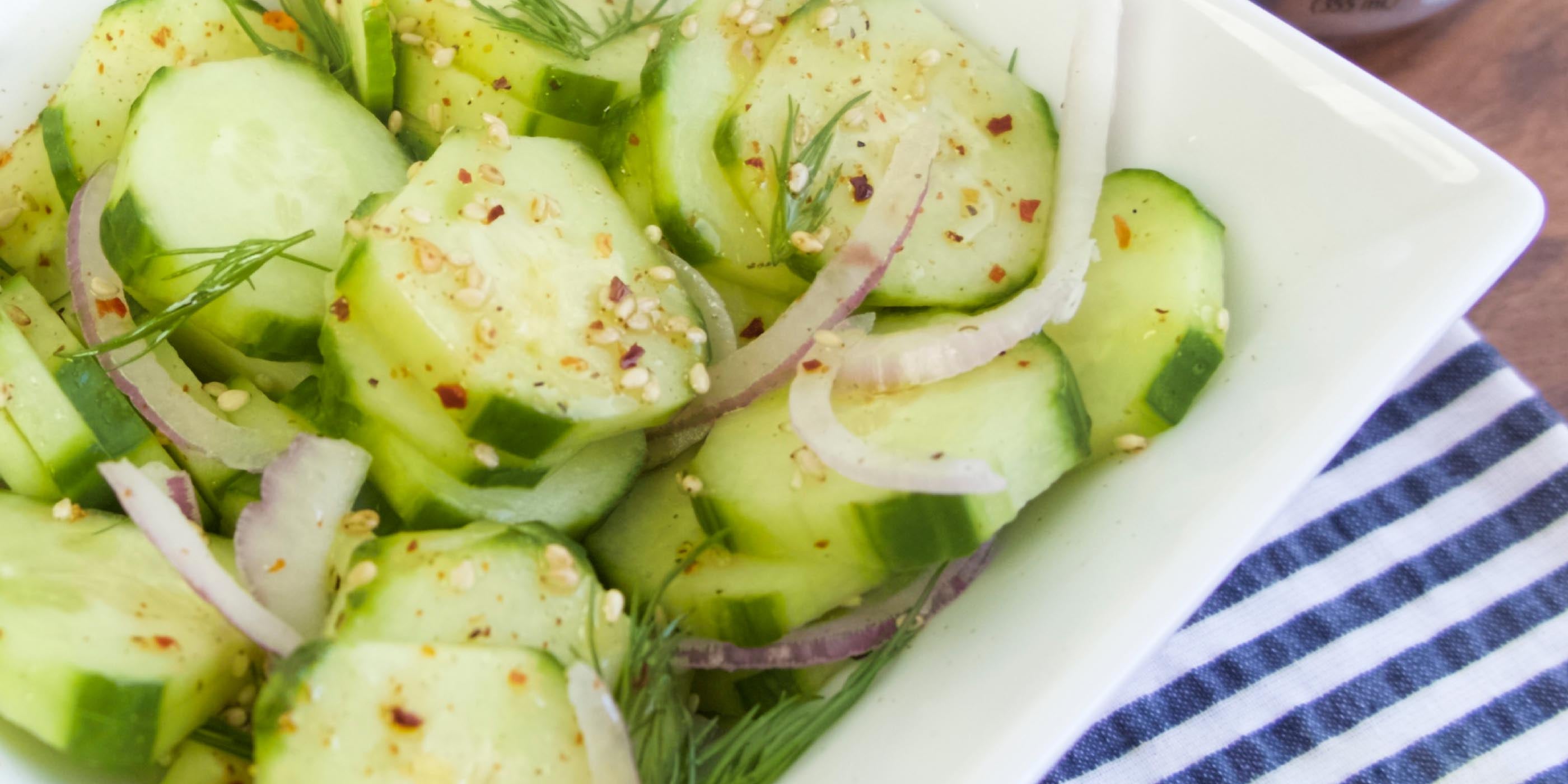 Salade de concombre et d’oignon