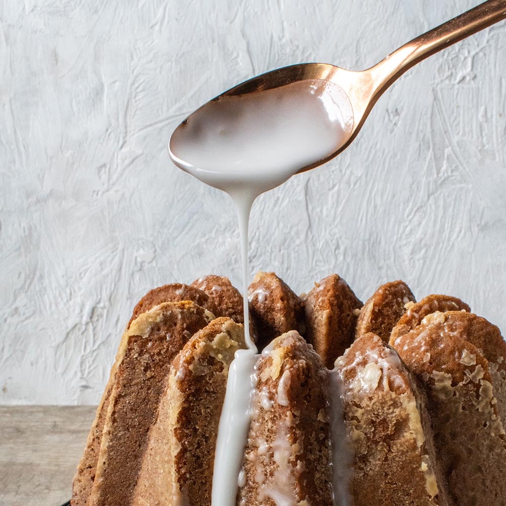 Easy Sweet Glaze for Baking