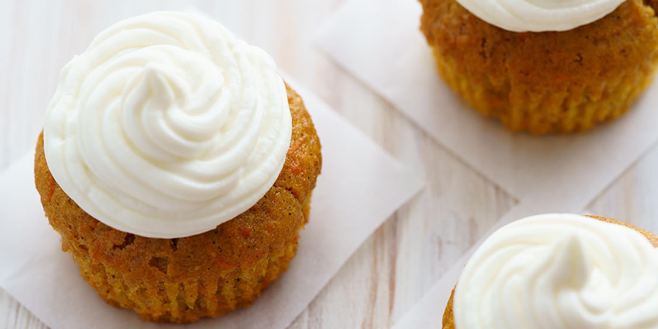 Mini gâteaux aux carottes avec glaçage à l’érable