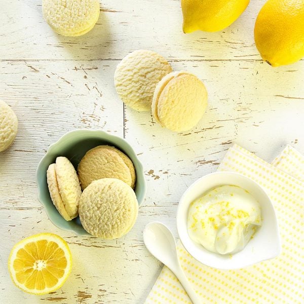 Macarons fourrés au citron