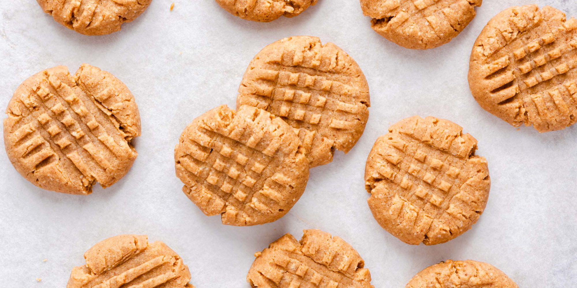 Biscuits au beurre d’arachides à 4 ingrédients