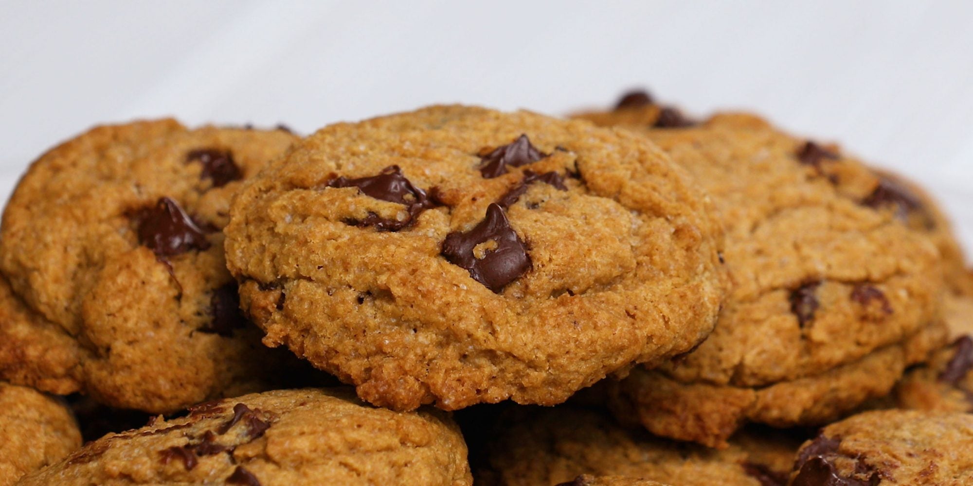 Biscuits aux brisures de chocolat et beurre brun 