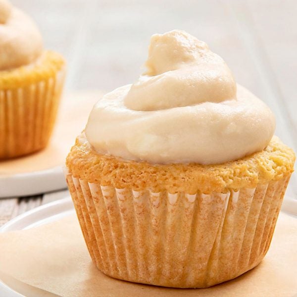 Keto Vanilla Cupcakes