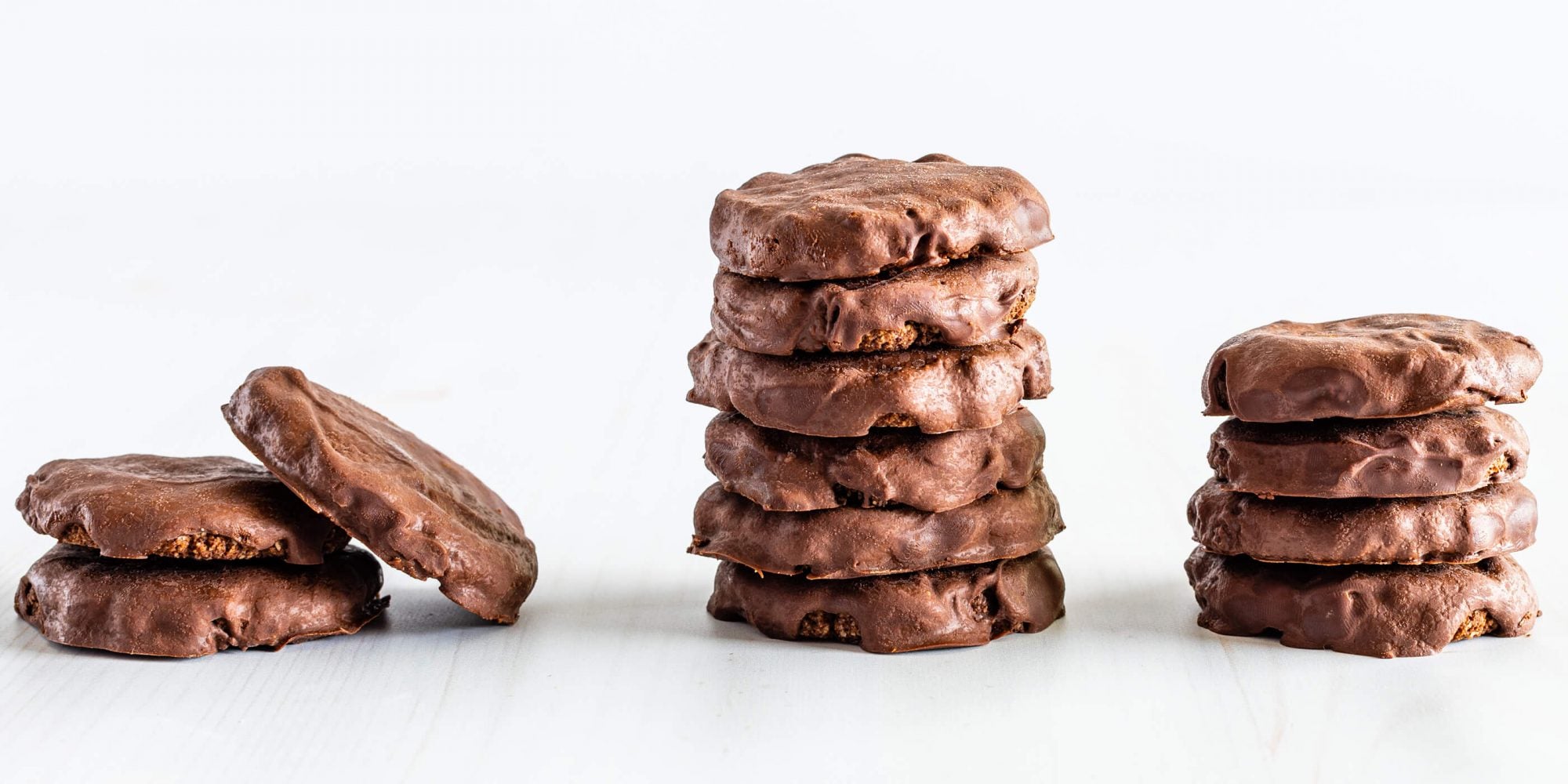 Biscuits à la menthe recouverts de chocolat Keto