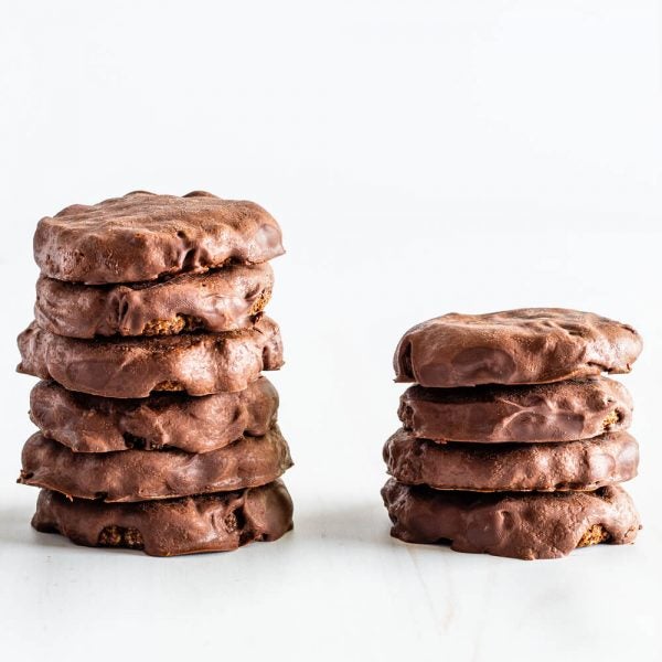 Biscuits à la menthe recouverts de chocolat Keto