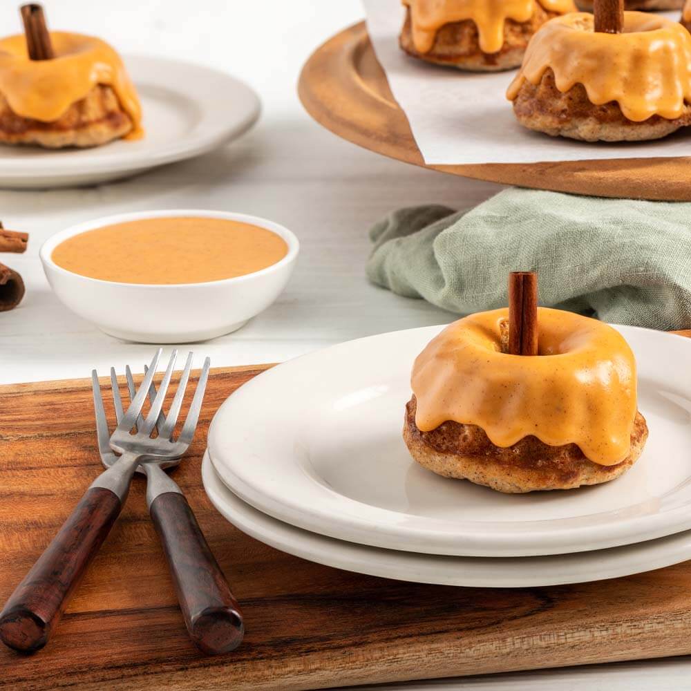 Pumpkin Patch Spice Cakes - Splenda®