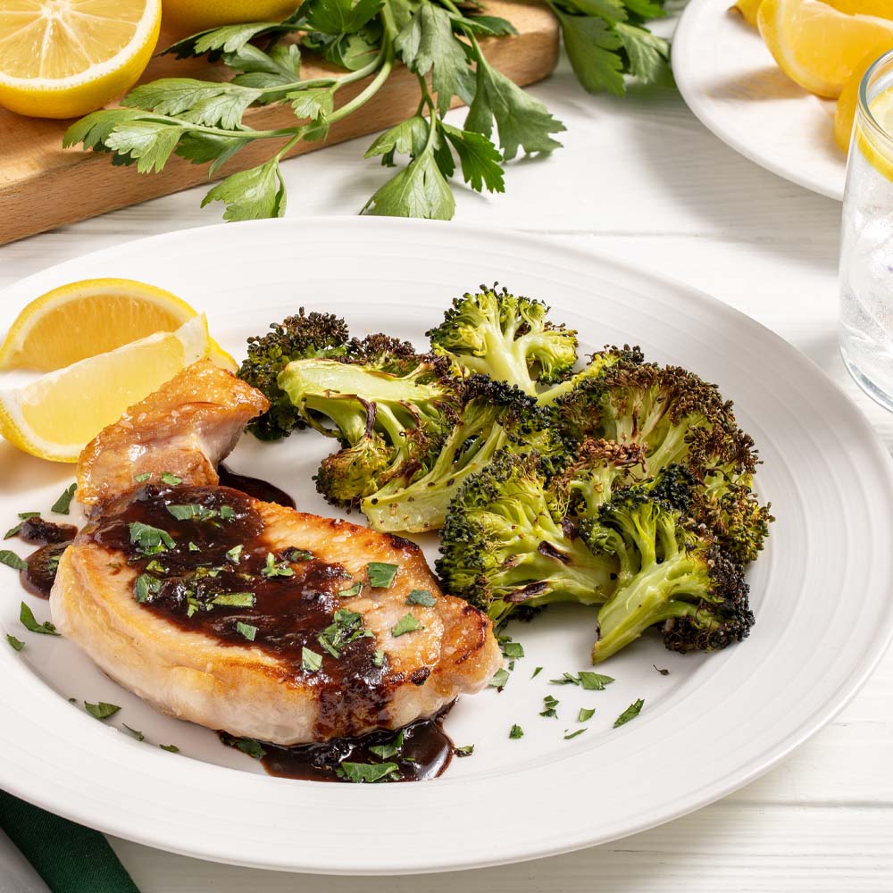 "Honey" Garlic Pork Chops - Splenda®