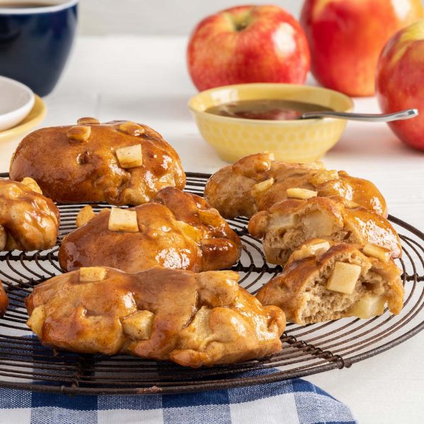 Beignets aux pommes cuits en friteuse à air chaud