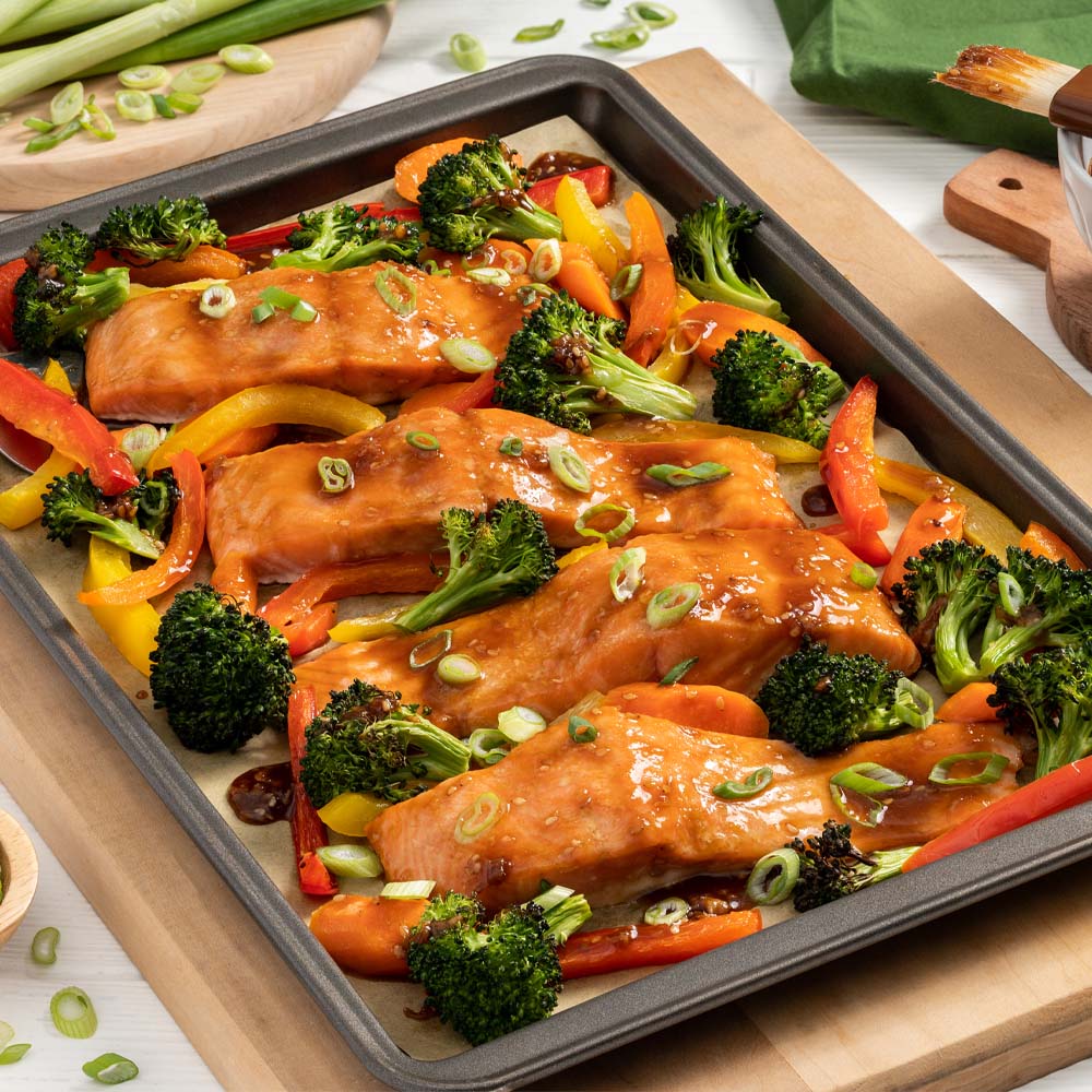 Sheet Pan Teriyaki Salmon and Vegetables - Splenda®