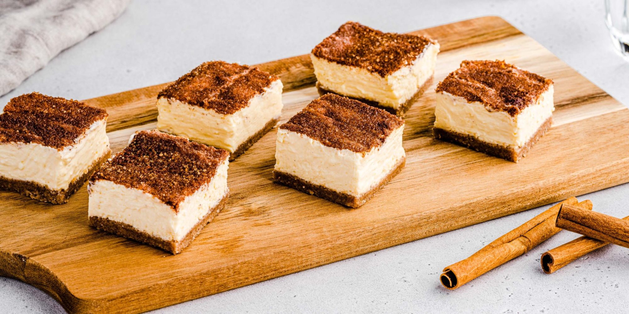 Keto Snickerdoodle Cheesecake Bars