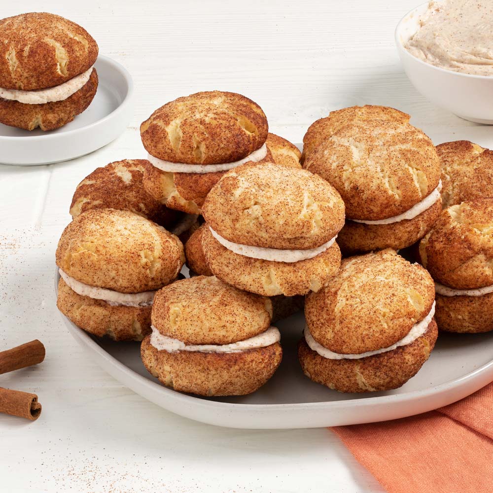 Pumpkin Spice Snickerdoodle Sandwich Cookies - Splenda®