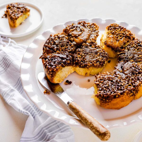 https://www.splenda.ca/wp-content/uploads/2022/10/caramel-sticky-buns-thumb-600x600.jpg