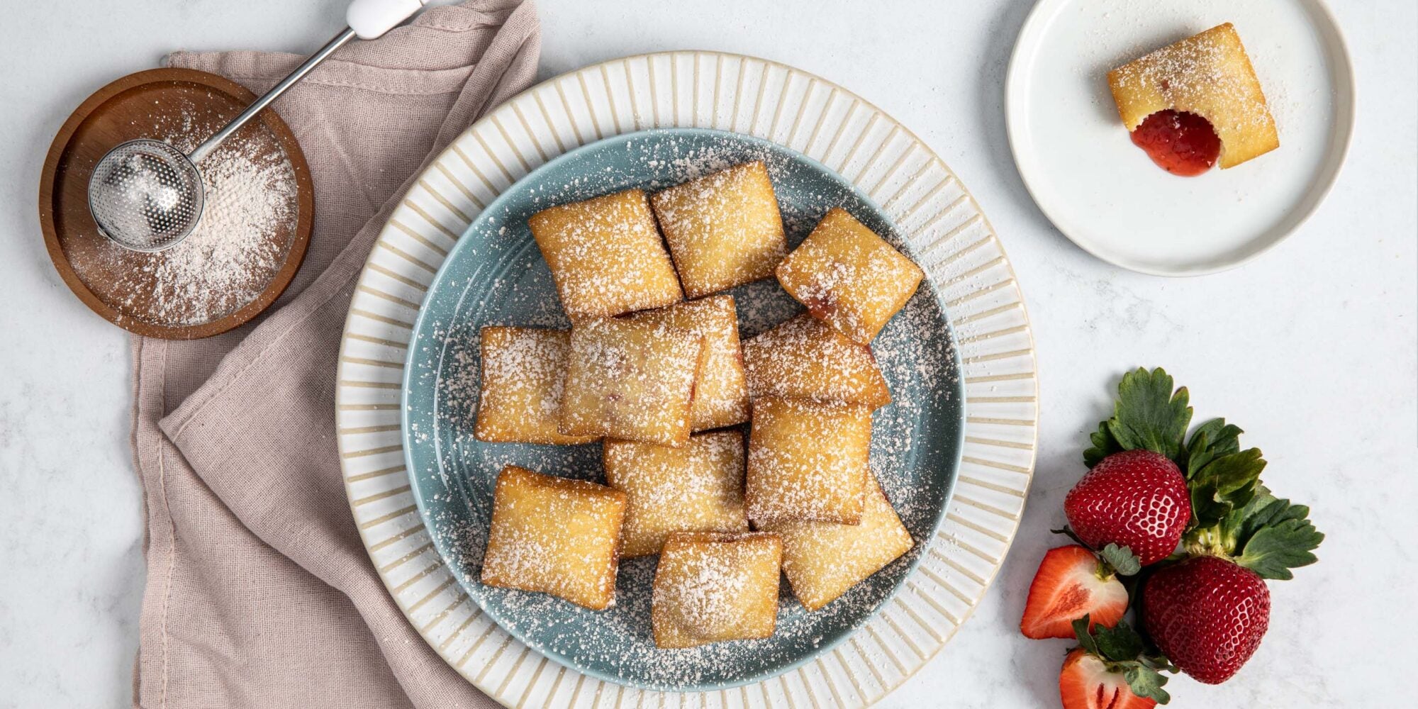 Morsures de Sopapillas à la cannelle friteuse