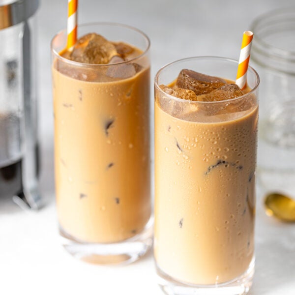 Latte aux biscuits glacés au sucre