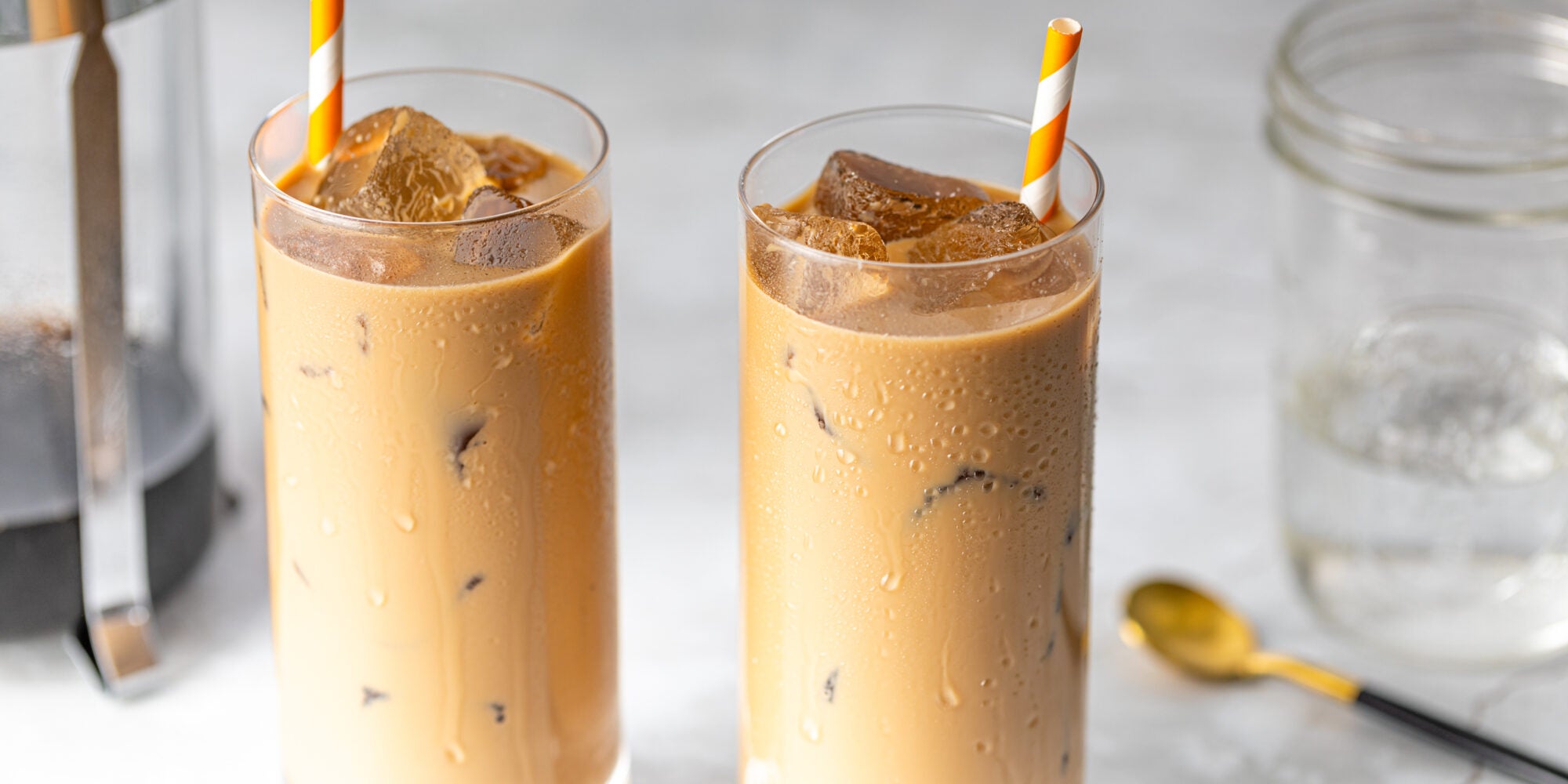 Latte aux biscuits glacés au sucre