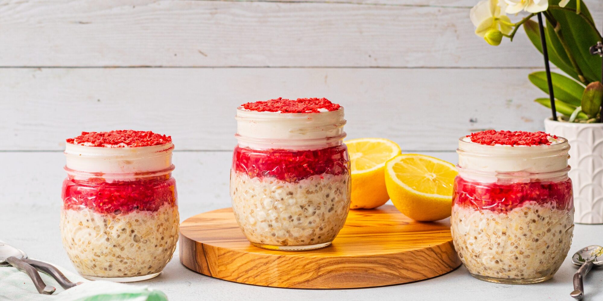 Lemon Raspberry Overnight Oats