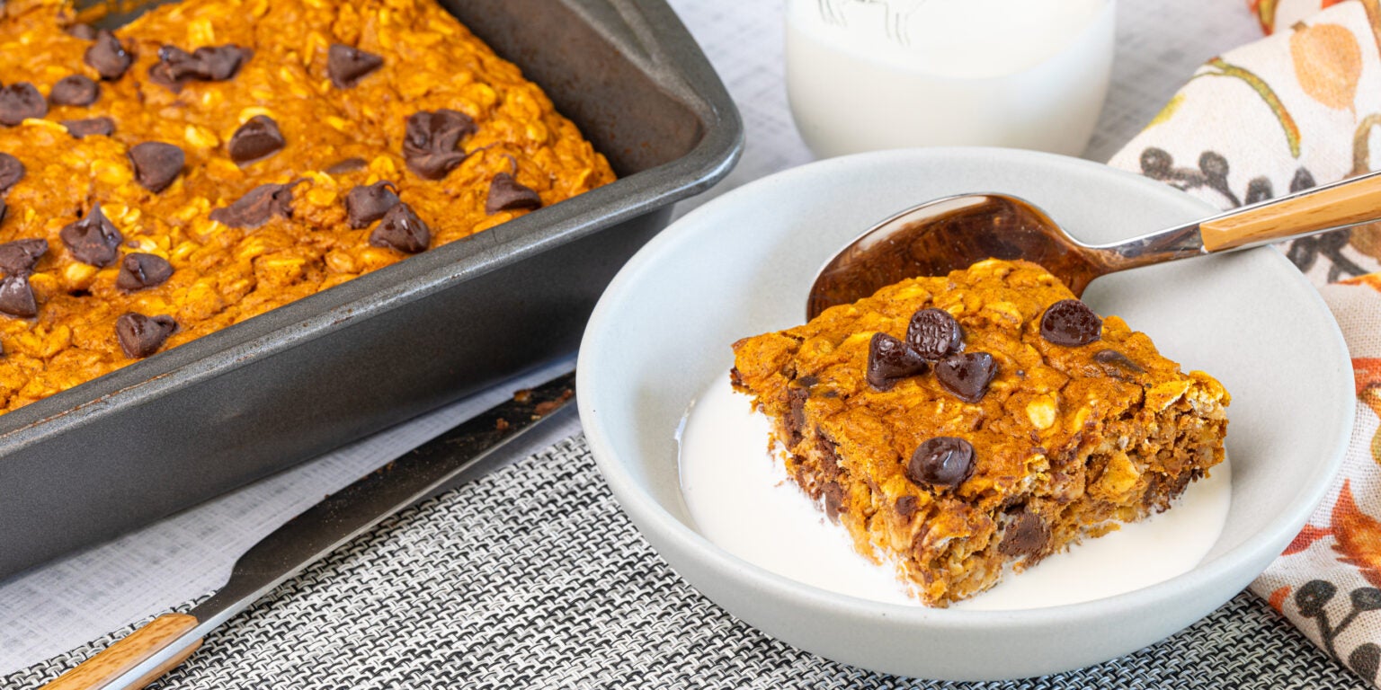 Pumpkin Chocolate Chip Baked Oatmeal Splenda®